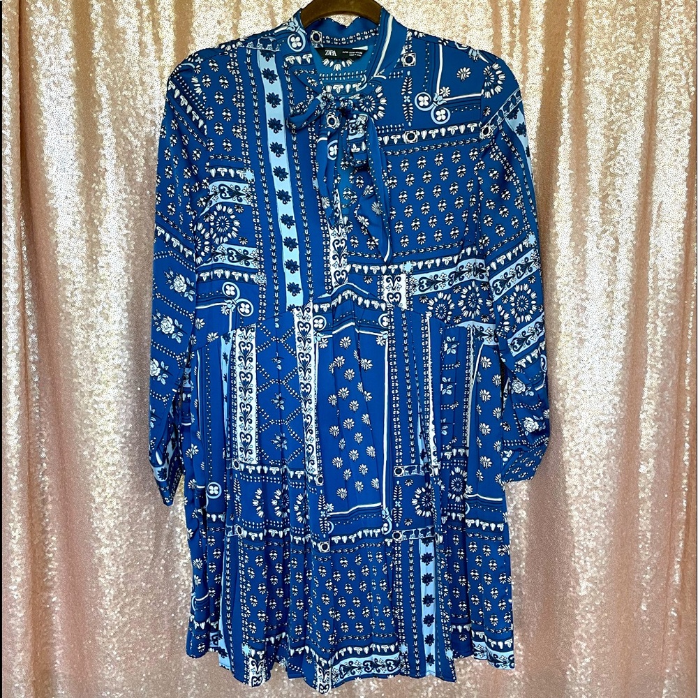 Womens Zara dress in sz MED